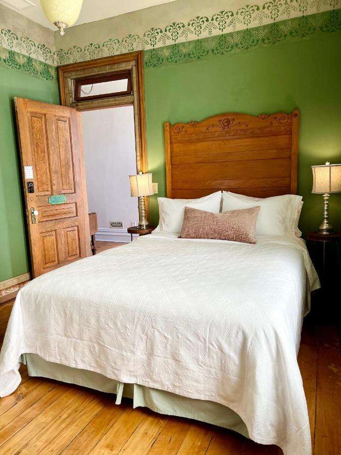The Woodbridge House Hotel Kingsville Ngoại thất bức ảnh